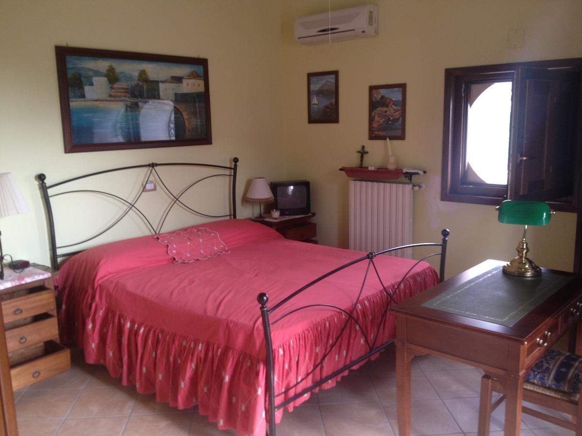 La Casa Di Lidia Bed & Breakfast Cardile Exterior photo